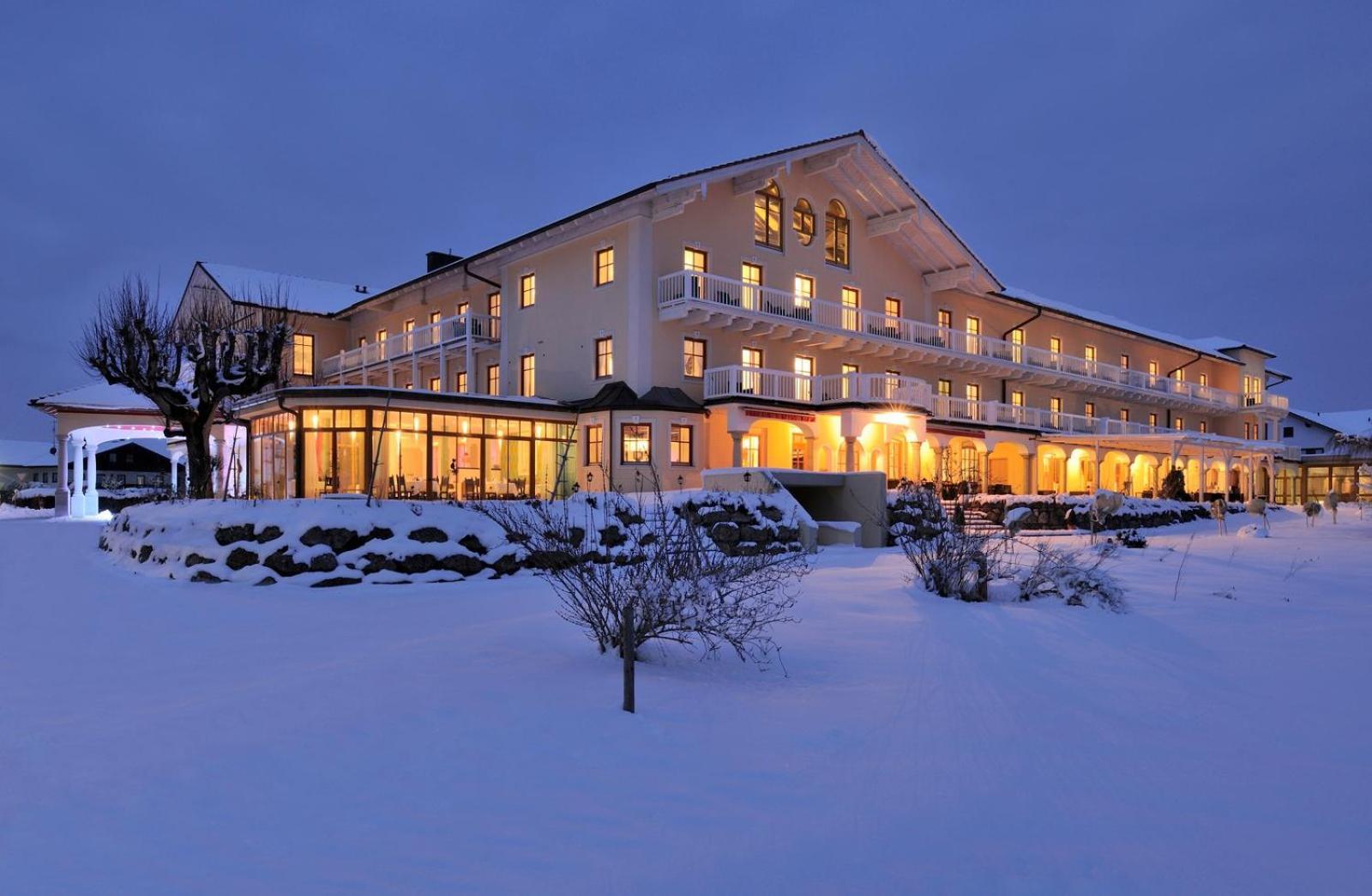 טייסנדורף Wellness Natur Resort Gut Edermann מראה חיצוני תמונה